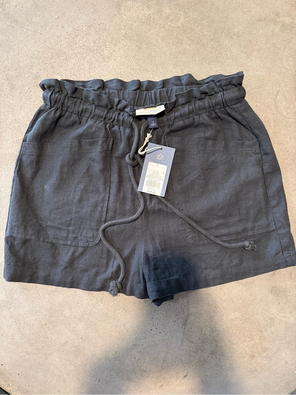 Universal Thread Black High-Waist Linen Drawstring Shorts
